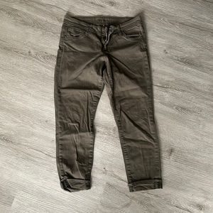 Kut from the Cloth crop jeans! Size 4 barely worn